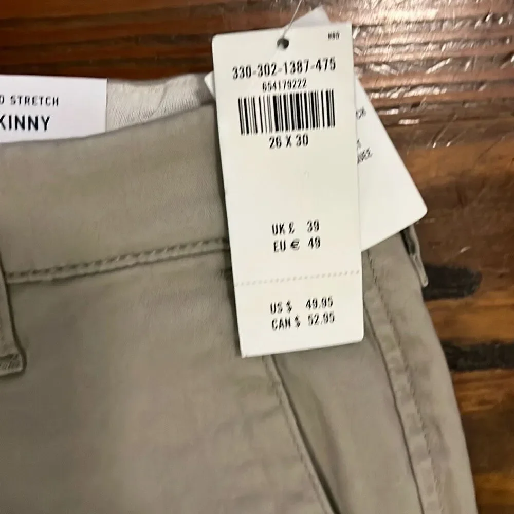 Hollister athletic skinny Chino size 26 x 30  men’s